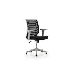 Silla rocada de oficina brazos regulables estructura gris respaldo malla y asiento tela ignifuga negro